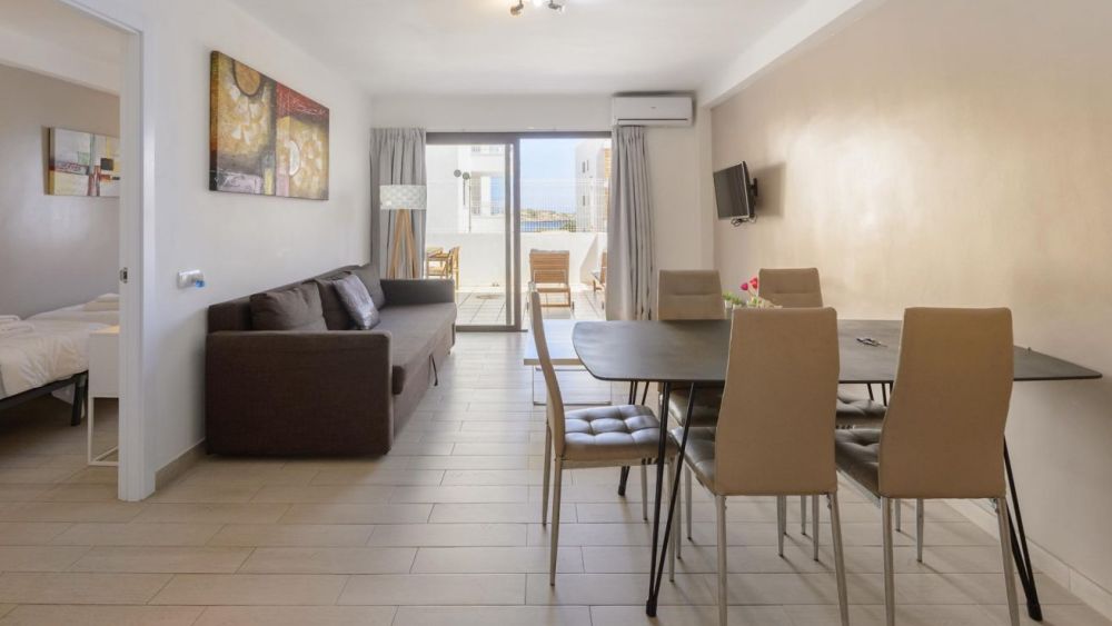 Apartamento de 2 habitaciones en Playa den bossa