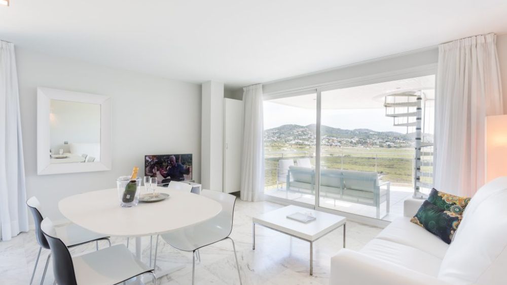 Penthouse with 1 room in Botafoch