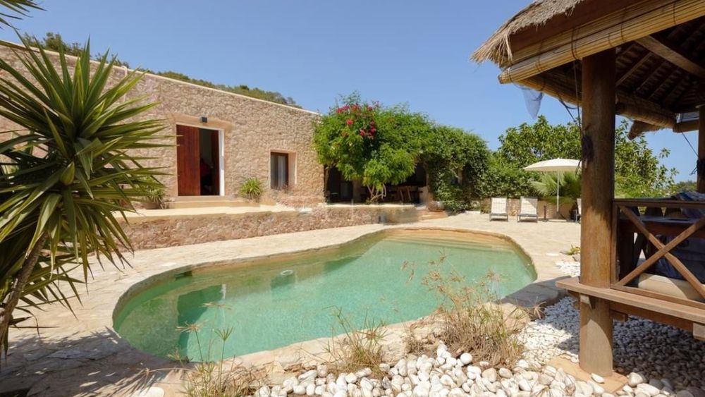 Villa with 5 rooms in Sa Carroca