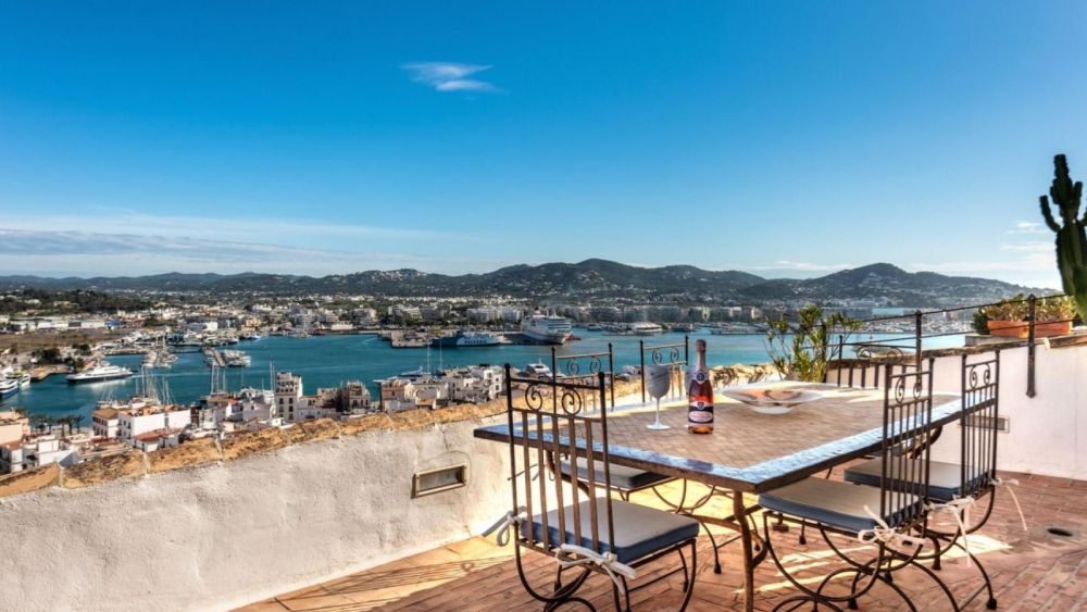 Apt. 3hab el mirador dalt villa gianma/ilc