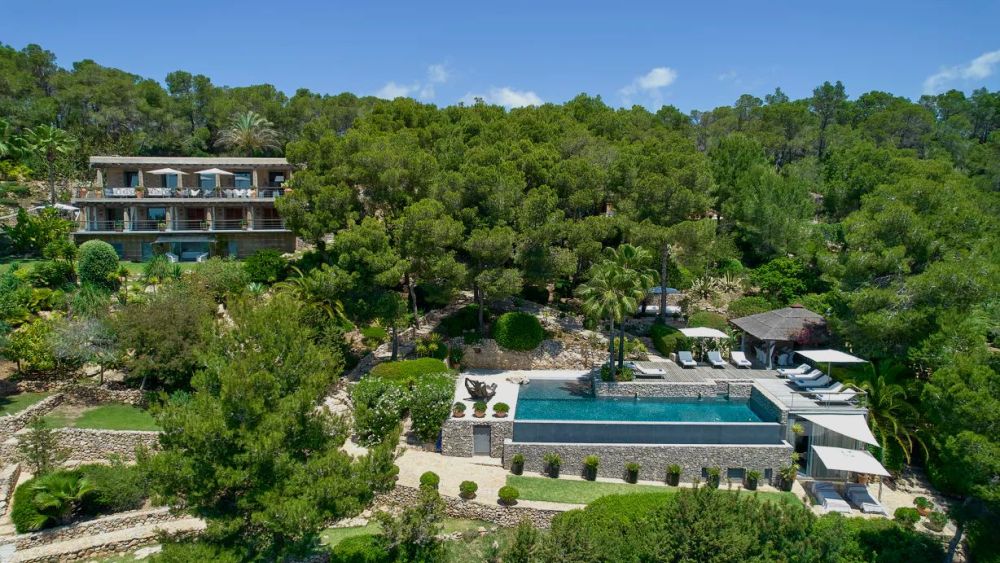 Villa with 6 rooms in  Es Cubells