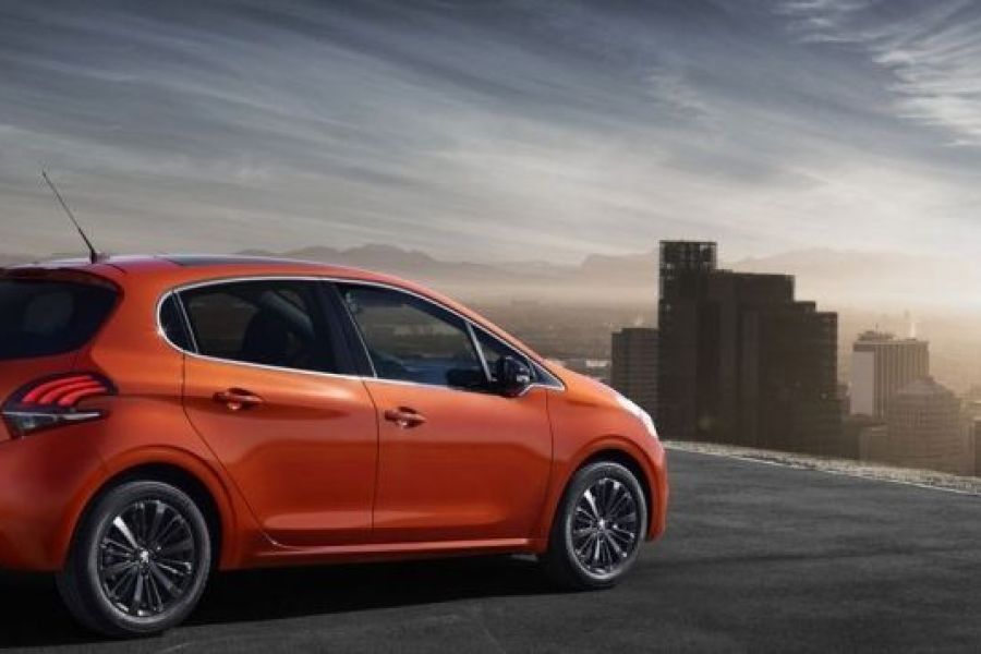 Peugeot 208
