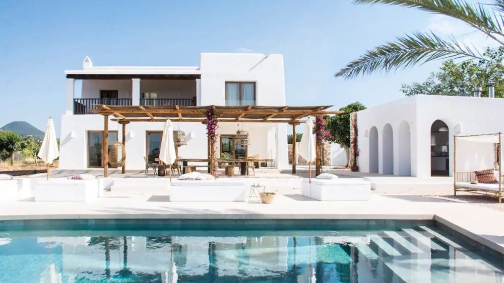 Finca with 7 rooms in Sant Jordi