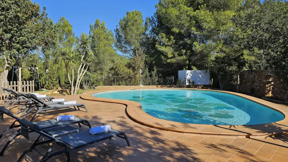 Villa with 6 rooms in Cala jondal
