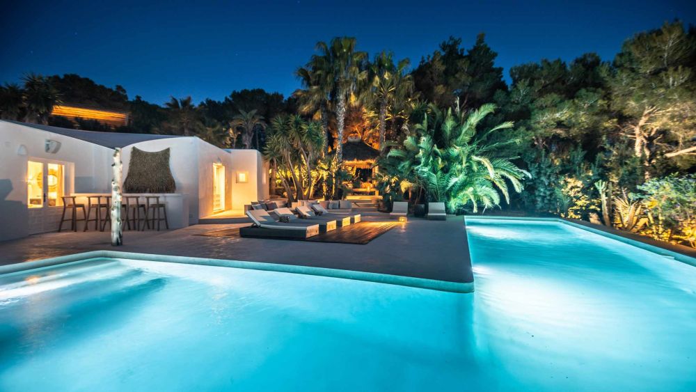 Villa with 6 rooms in San antonio