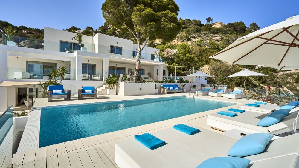 Villa with 6 rooms in  Es Cubells