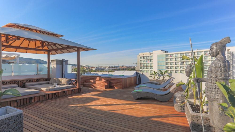 Atico duplex 4hab Playa den Bossa