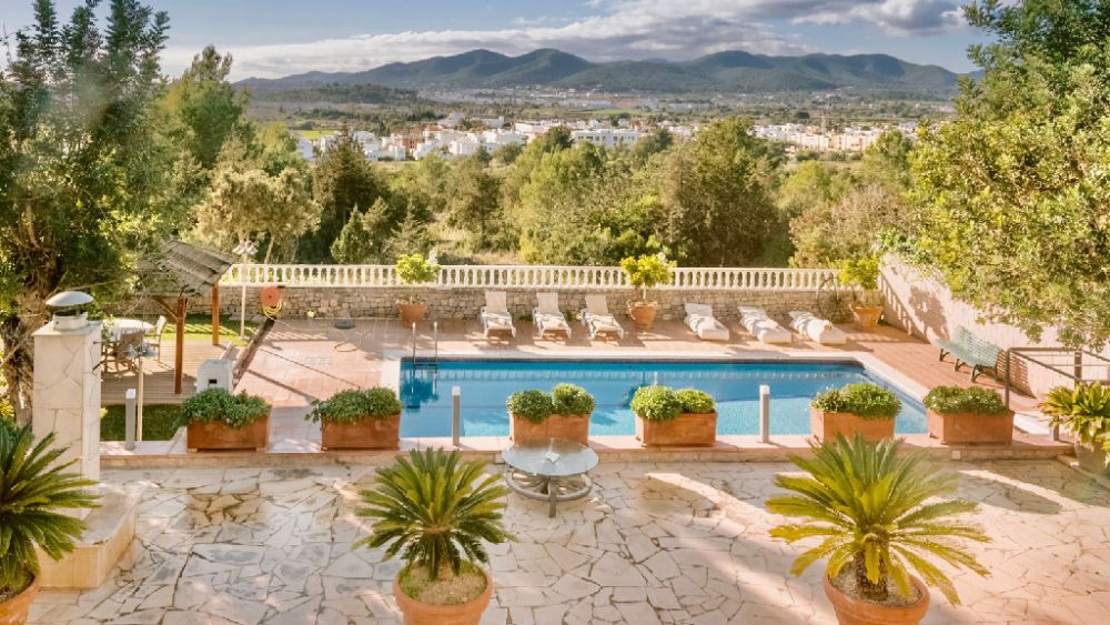 Villa with 6 rooms in Jesus