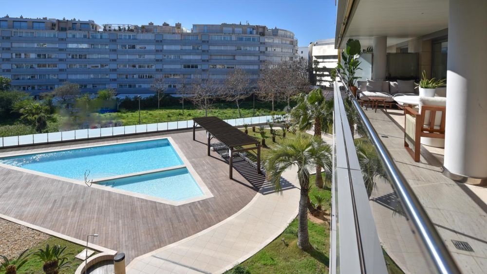 Apartment  with 2 rooms in Botafoch