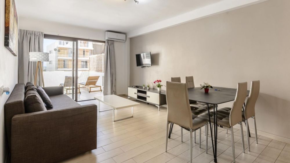 Apartamento de 2 habitaciones en Playa den bossa